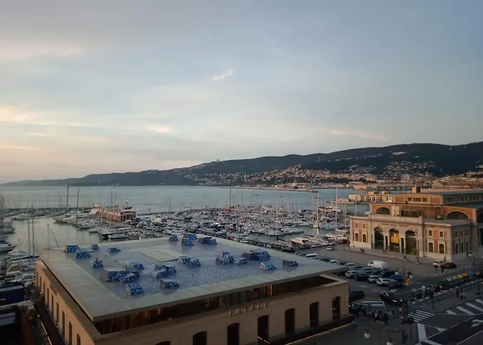 Lägenhet Mansarda Centrale Vista Mare *