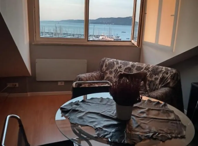 Mansarda Centrale Vista Mare Appartement