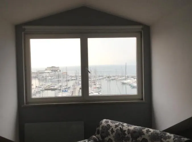 Mansarda Centrale Vista Mare Appartement Triëst
