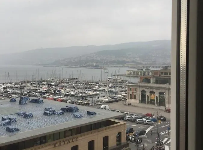 Mansarda Centrale Vista Mare Appartement Triëst